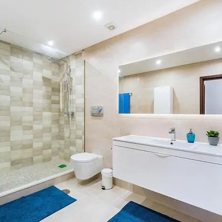 Holiday home Vivenda Conchas - Just 50 Meters From The